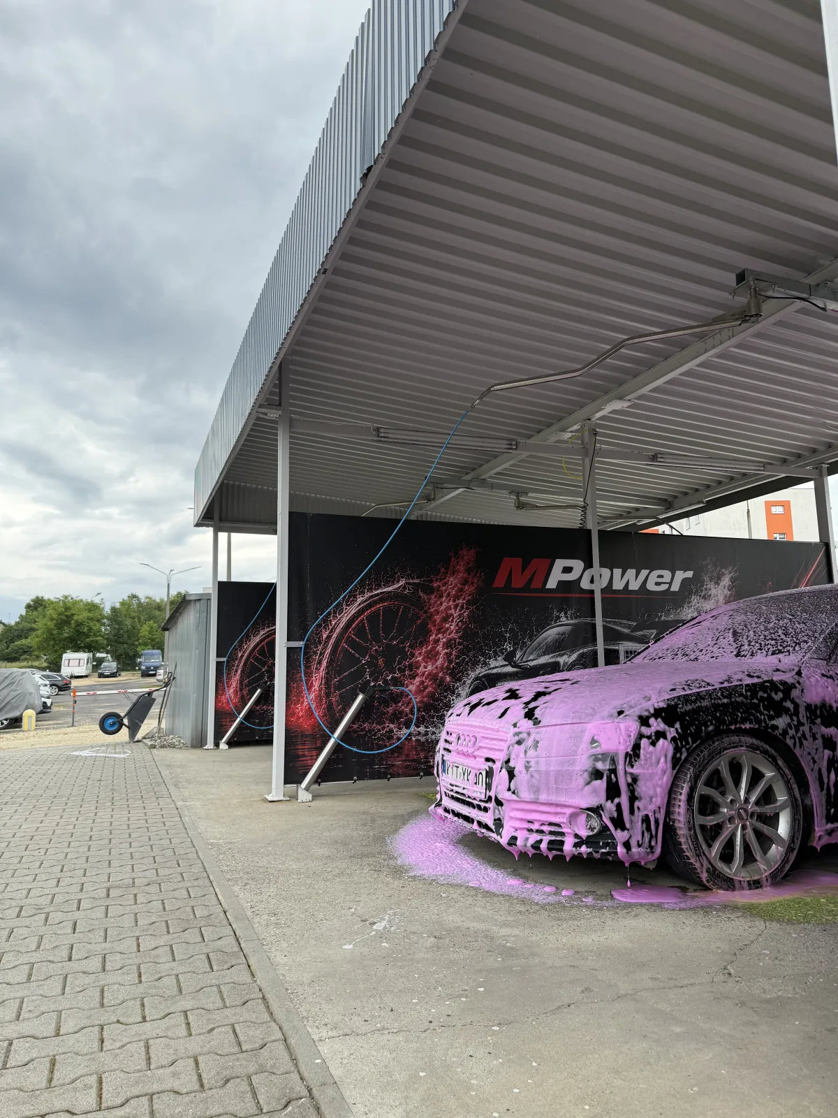 Myjnia MPower, aktywna piana